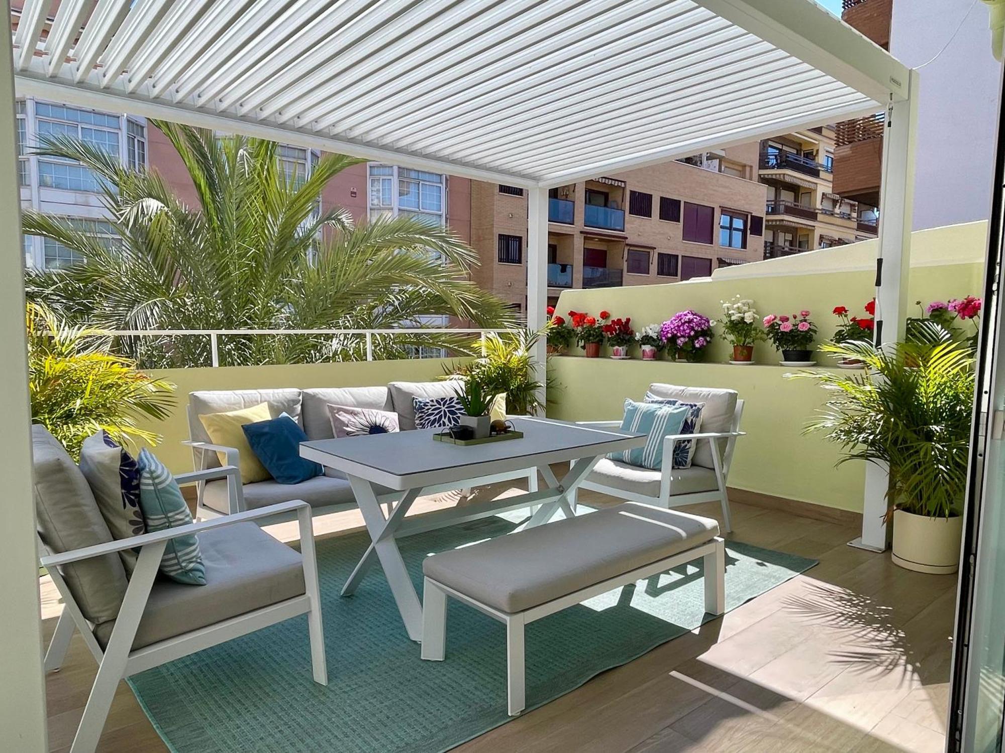 Gran Atico Con Terraza En El Centro De Alicante Buitenkant foto